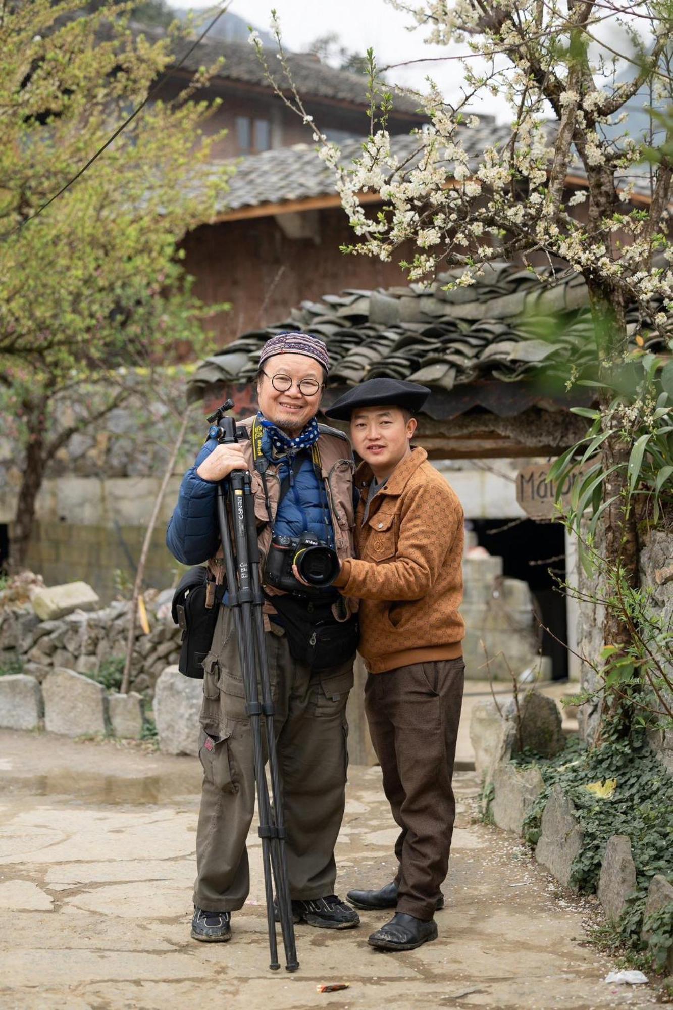 Nha Co Lao Xa Homestay Hmong & Bungalow Air Conditioner Dồng Van Bagian luar foto