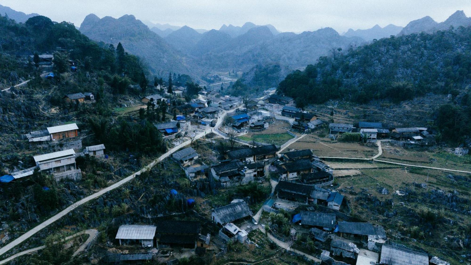Nha Co Lao Xa Homestay Hmong & Bungalow Air Conditioner Dồng Van Bagian luar foto