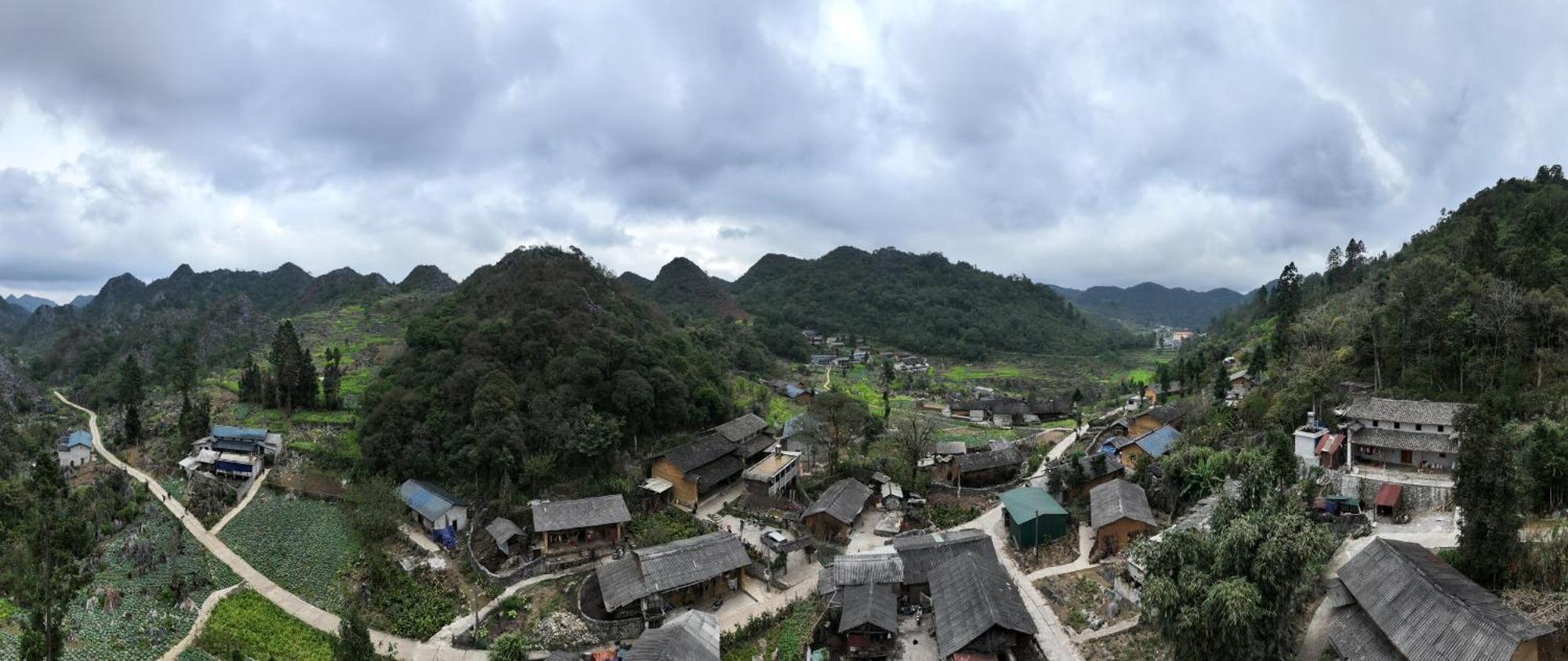 Nha Co Lao Xa Homestay Hmong & Bungalow Air Conditioner Dồng Van Bagian luar foto