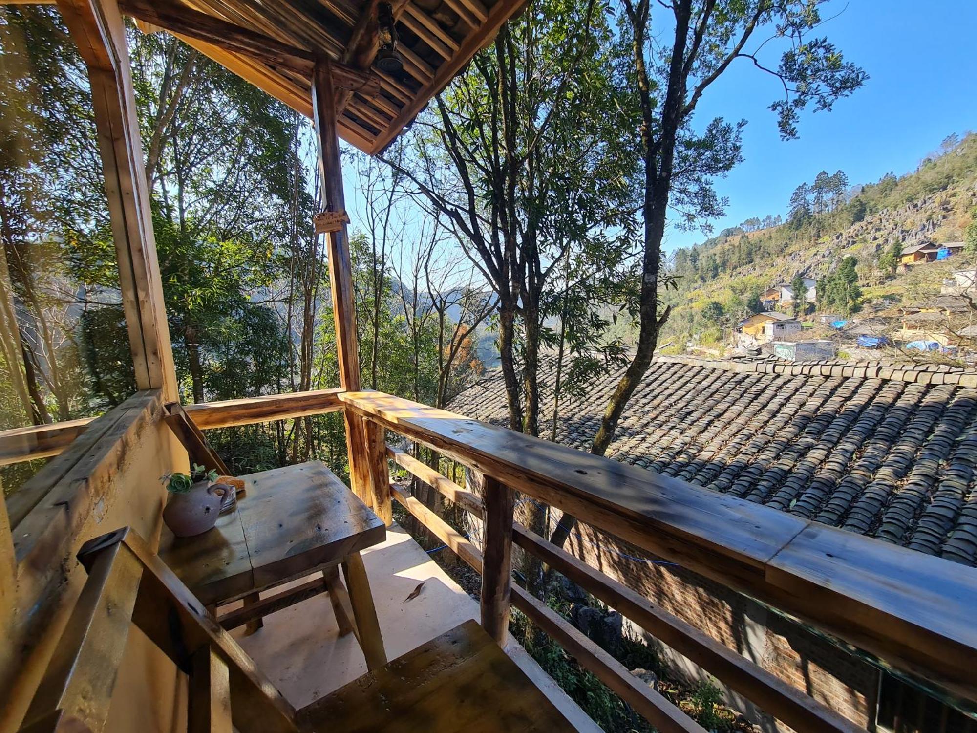 Nha Co Lao Xa Homestay Hmong & Bungalow Air Conditioner Dồng Van Bagian luar foto